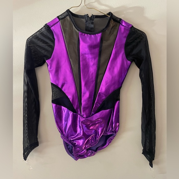 Kelle dance costume.  Size small child - Picture 2 of 2